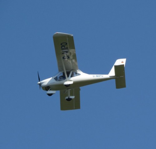 SmallAircraft-D-MIPO-03