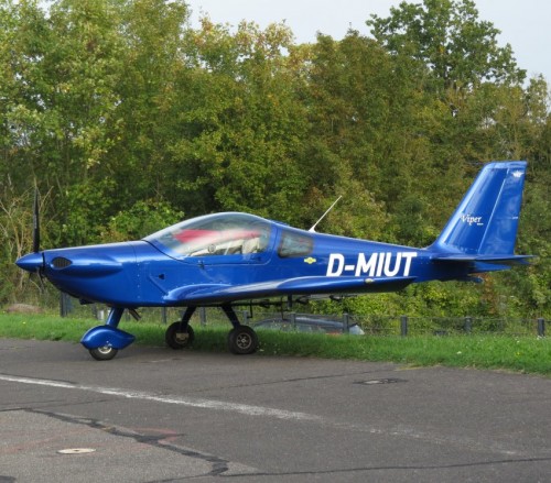 SmallAircraft-D-MIUT-06