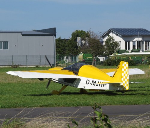 SmallAircraft-D-MJHP-03