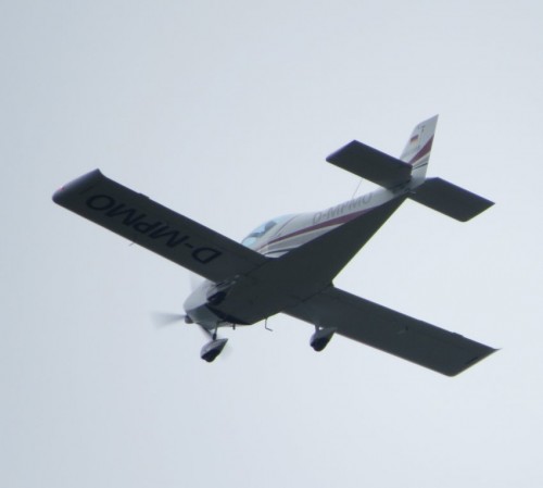 SmallAircraft-D-MPMO-03