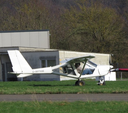 SmallAircraft-D-MPNM-03