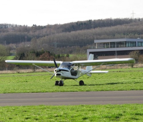 SmallAircraft-D-MPNM-04
