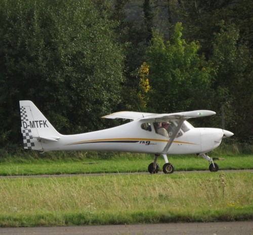 SmallAircraft-D-MTFK-03