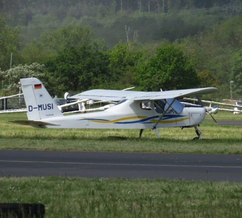 SmallAircraft-D-MUSI-01