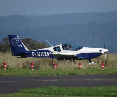 SmallAircraft-D-MWUP-01