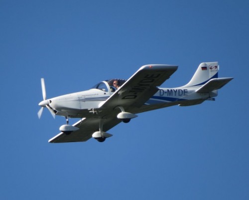 SmallAircraft-D-MYDE-04