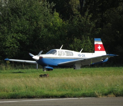 SmallAircraft-HB-DIK-02