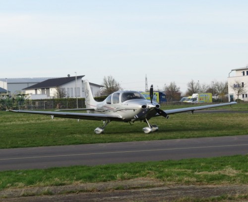 SmallAircraft-N663KK-03