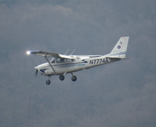 SmallAircraft-N7774A-02