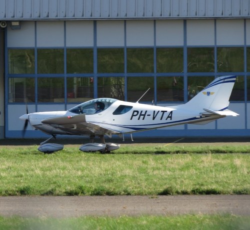 SmallAircraft-PH-VTA-03
