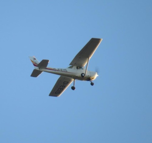 SmallAircraft - D-EEIS-03