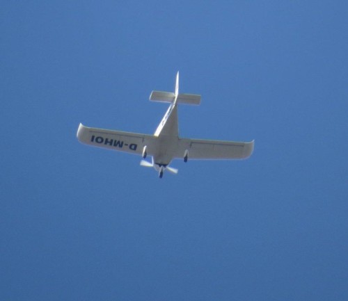 SmallAircraft - D-MHOI-01