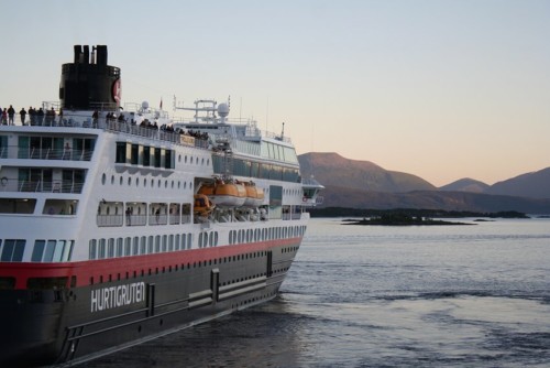 Hurtigruten - MS Trollfjord22